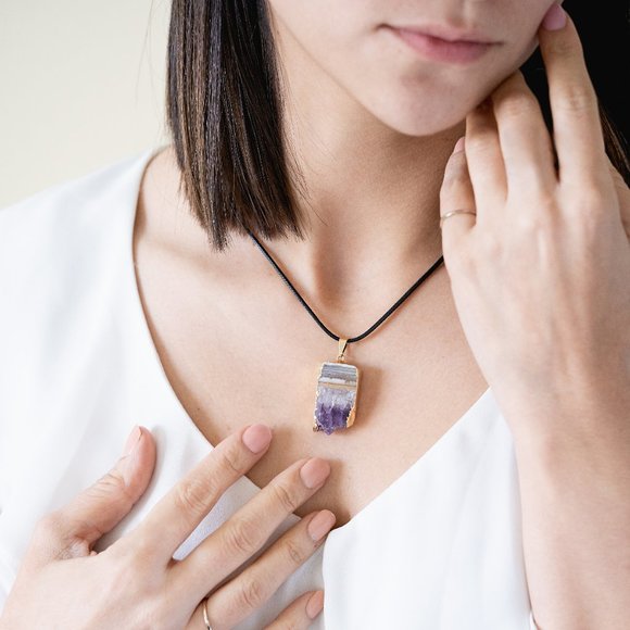 AYANA Amethyst Geode Necklace - A Beautiful and Meaningful Gift for Women - Picture 1 of 10
